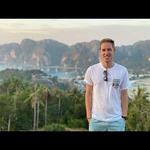 Meet your Posher, Cameron